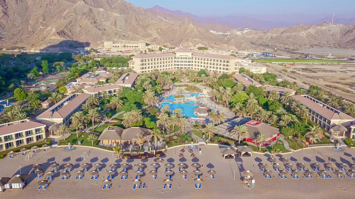 Fujairah Rotana Resort & Spa Al Aqah Beach