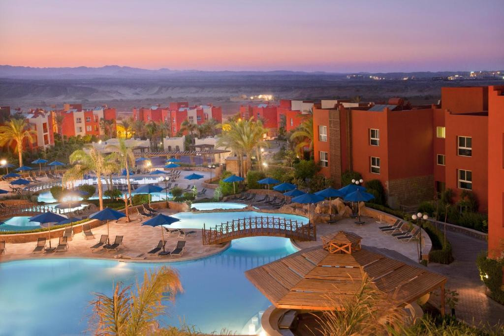 Sunrise Cardina Resort (Ex. Aurora Bay)