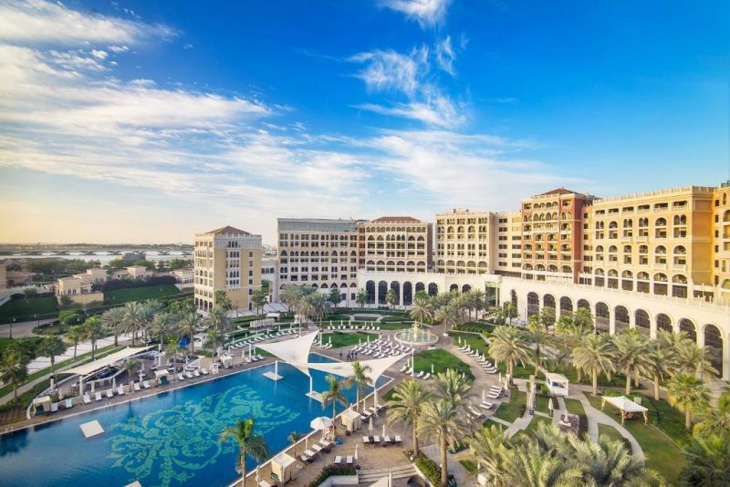 The Ritz-carlton Abu Dhabi Grand Canal